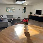 Cosy In Beautiful Walking And Cycling Surroundings *
