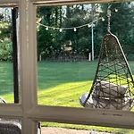 Cosy In Beautiful Walking And Cycling Surroundings