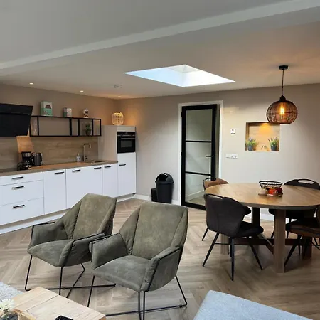 Cosy In Beautiful Walking And Cycling Surroundings בית נופש *