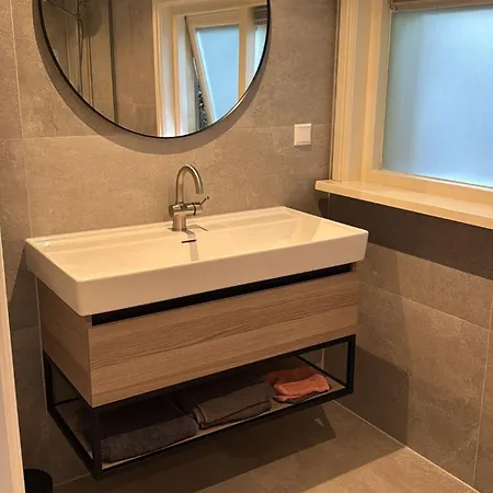 Cosy In Beautiful Walking And Cycling Surroundings בית נופש *