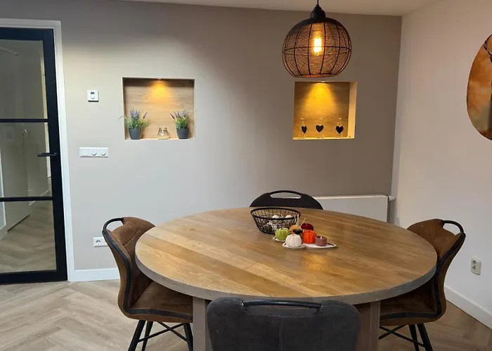 Cosy In Beautiful Walking And Cycling Surroundings Semesterbostad Epe